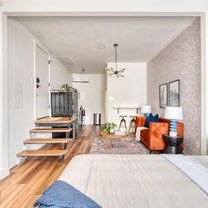  Apartment - Bright Brooklyn United States